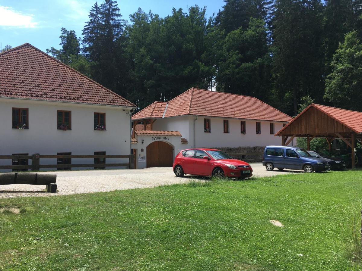 Hotel Zevluv Mlyn Nové Hrady Exterior foto